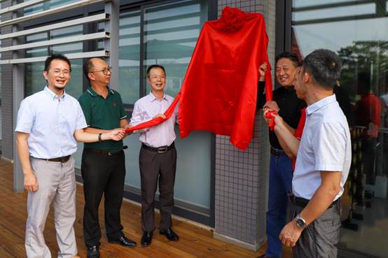 8017704821dcd998e0293794c39d362